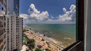 Basic Studio | Interior