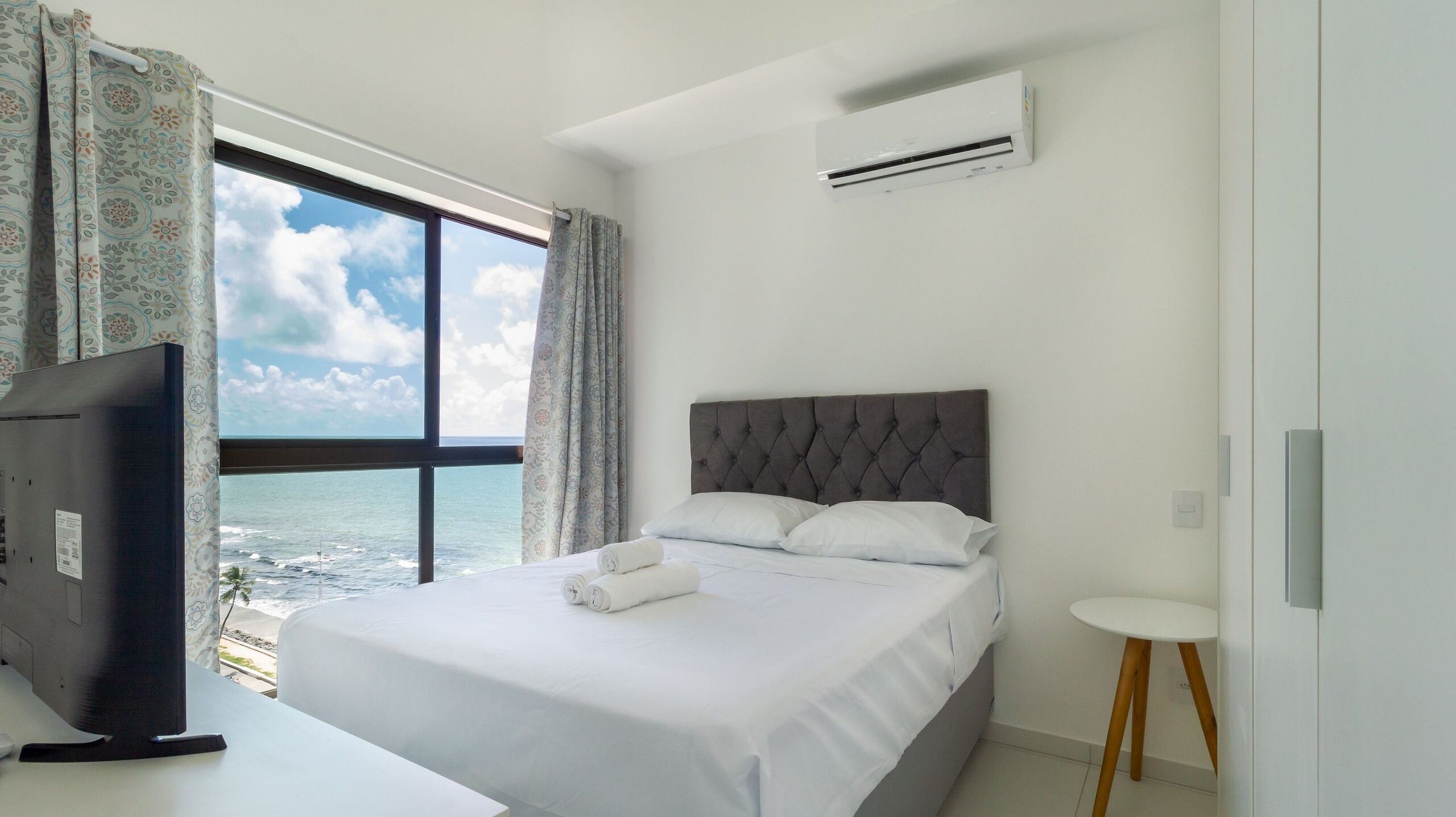 Signature Studio | Iron/ironing board, free WiFi