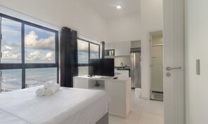 Gallery Studio | Iron/ironing board, free WiFi - IAAs Aptos beira-mar em Pernambuco (Recife)