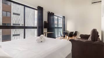 Comfort studio | Een strijkplank/strijkijzer, gratis wifi