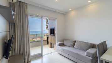 Basic Apartment | Living area | TV