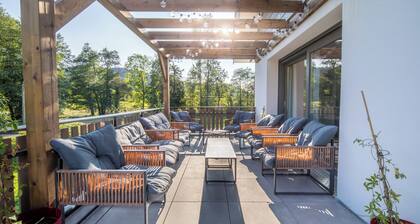 Campôse, authentic vintage house with spa, 10p