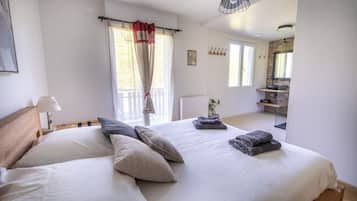 5 間睡房、熨斗/熨衫板、上網、床單