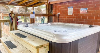 Safari Cabin A Summar