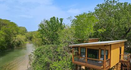 Waterfront Sky Cabin 5