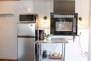 Fridge, microwave, coffee/tea maker