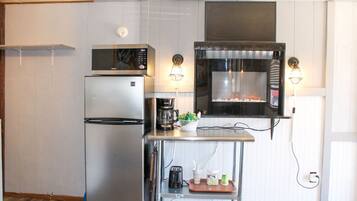 Fridge, microwave, coffee/tea maker
