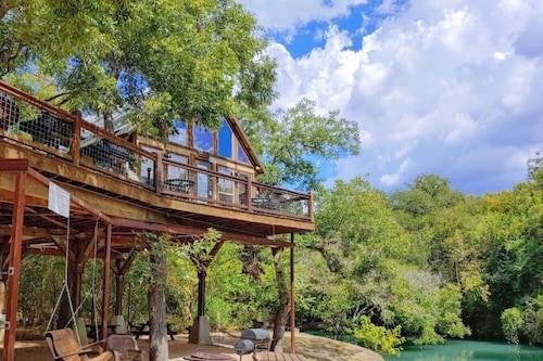 Waterfront Sweet Medicine Treehouse