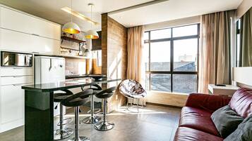 Basic Apartment | Living area
