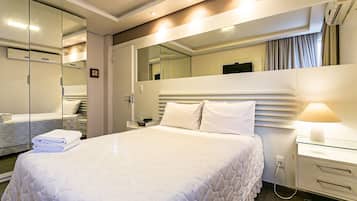 Apartament bàsic | 1 dormitori, planxa i posts de planxar i wifi gratuïta