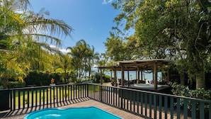 Basic Apartment | Pool - JBM Apto pé na areia com vista mar (Florianópolis)