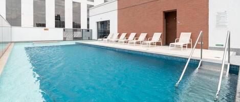 Apartment | Pool | Outdoor pool