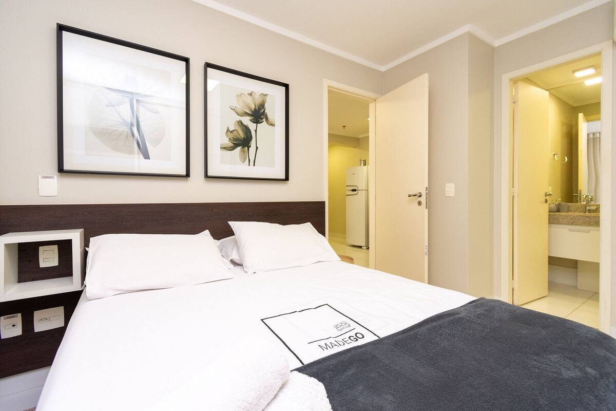 Apartemen | Setrika/meja setrika, Wi-Fi gratis, dan seprai linen