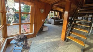 Comfort-Ferienhaus, Gartenblick | Wohnbereich