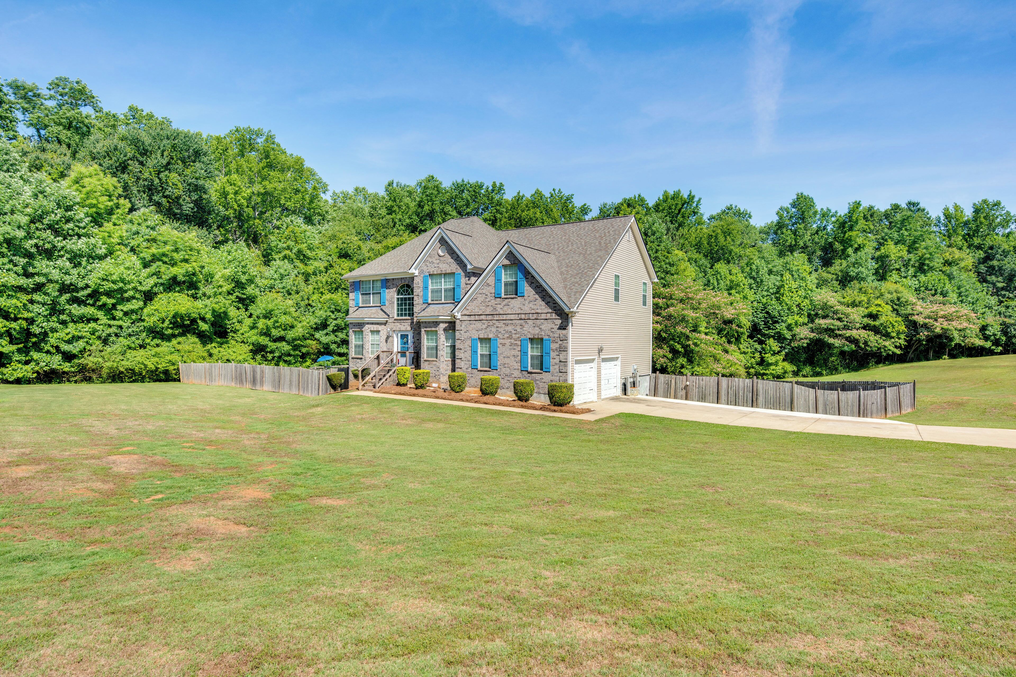 Large Hampton Home w/ Above-Ground Pool!