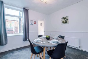 Dining - Quiet and Comfortable Home (Warrington)