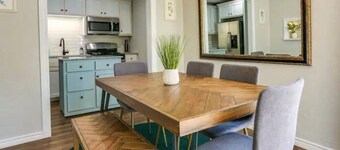 The Casino Cottage in Durant! Hotel Amenities, 2 Kings, 4mi to Casino, Sleeps 8
