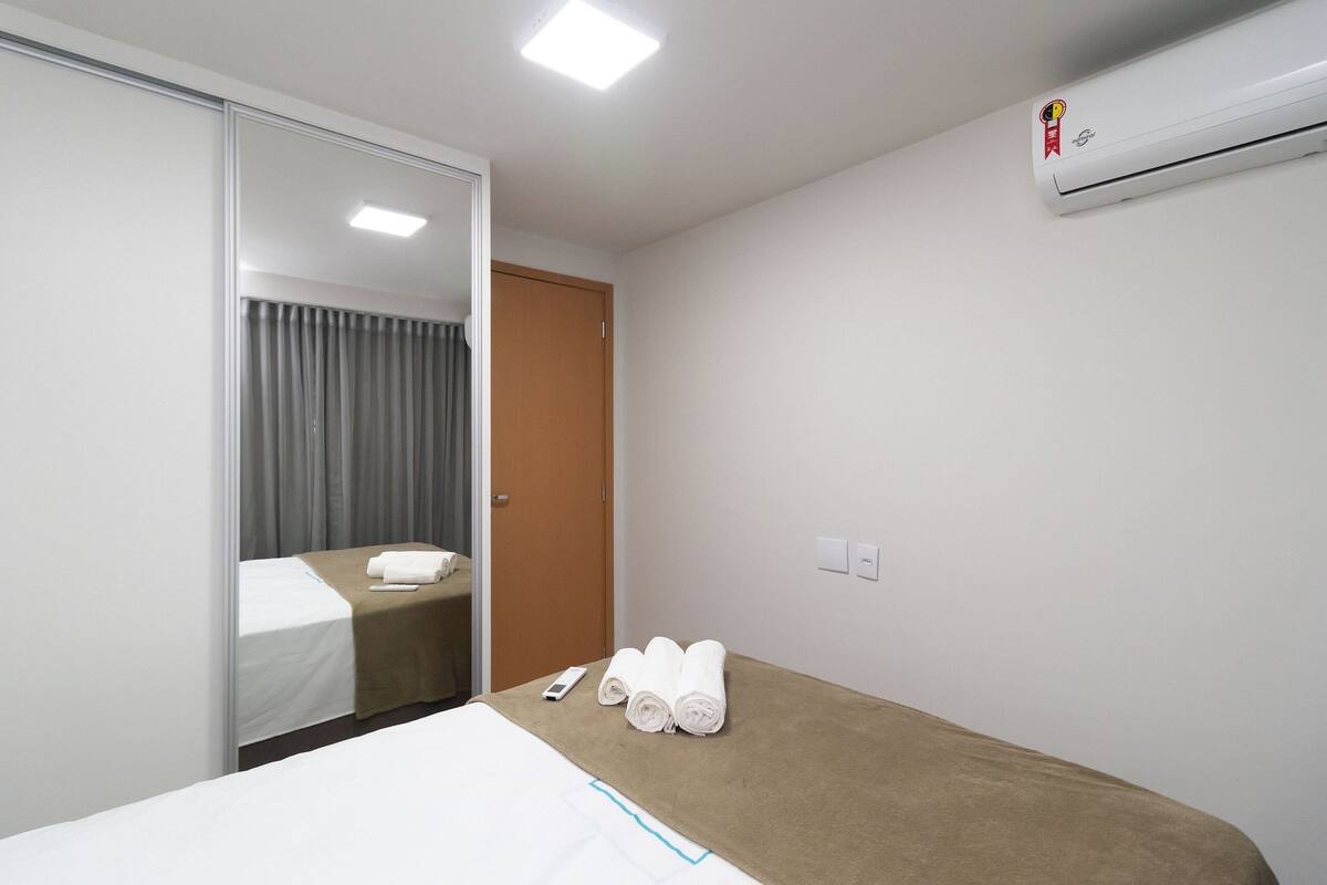 Apartment | 1 bedroom, blackout drapes, iron/ironing board, free WiFi