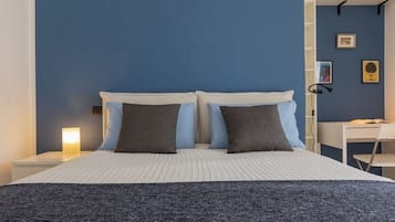 Apartamento, sacada | 2 quartos, escrivaninha, ferros/tábuas de passar roupa