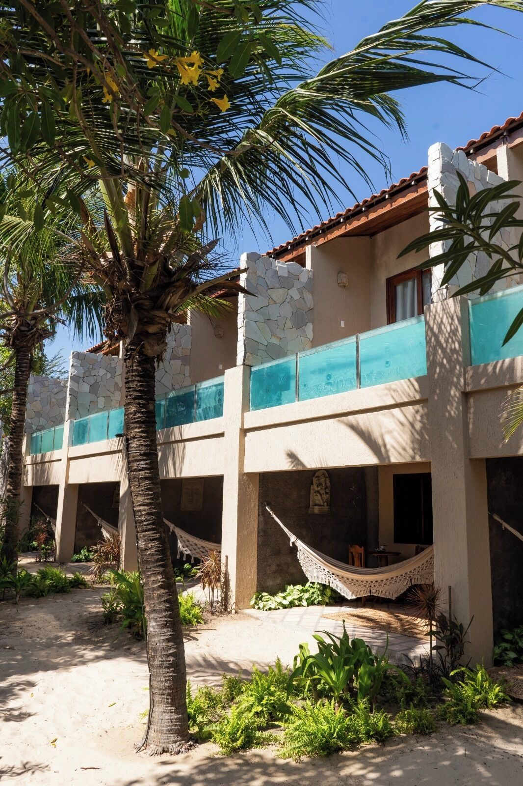 Quarto casal ou duplo superluxo, piscina particular, vista para a piscina | Individualmente decorados, individualmente mobiliados, Wi-Fi de cortesia