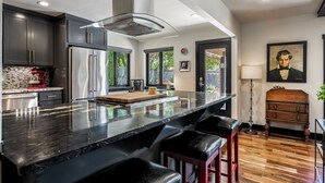 Unclassified image, 2 of 33, button - Relaxing Oasis in the Heart of Bentonville (Bentonville)