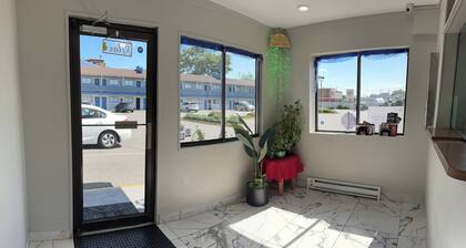 Ritz Motel