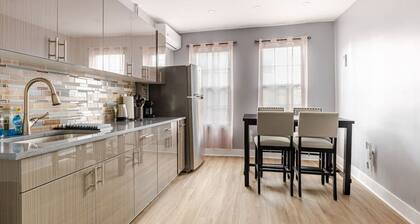 Modern 2 Bedroom in Black Rock