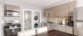 Modern 2 Bedroom in Black Rock