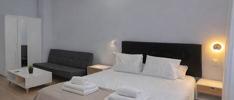 Free WiFi, bed sheets