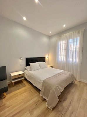 Wi-Fi de cortesia, roupa de cama