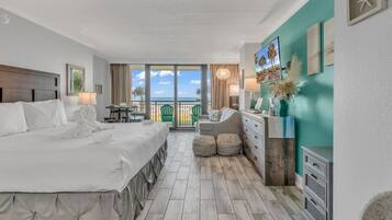 Iron/ironing board, bed sheets