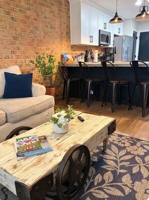 Interior - Quiet & Private, Comfy Beds, Fire Pit, & Bikes

 (Portsmouth)