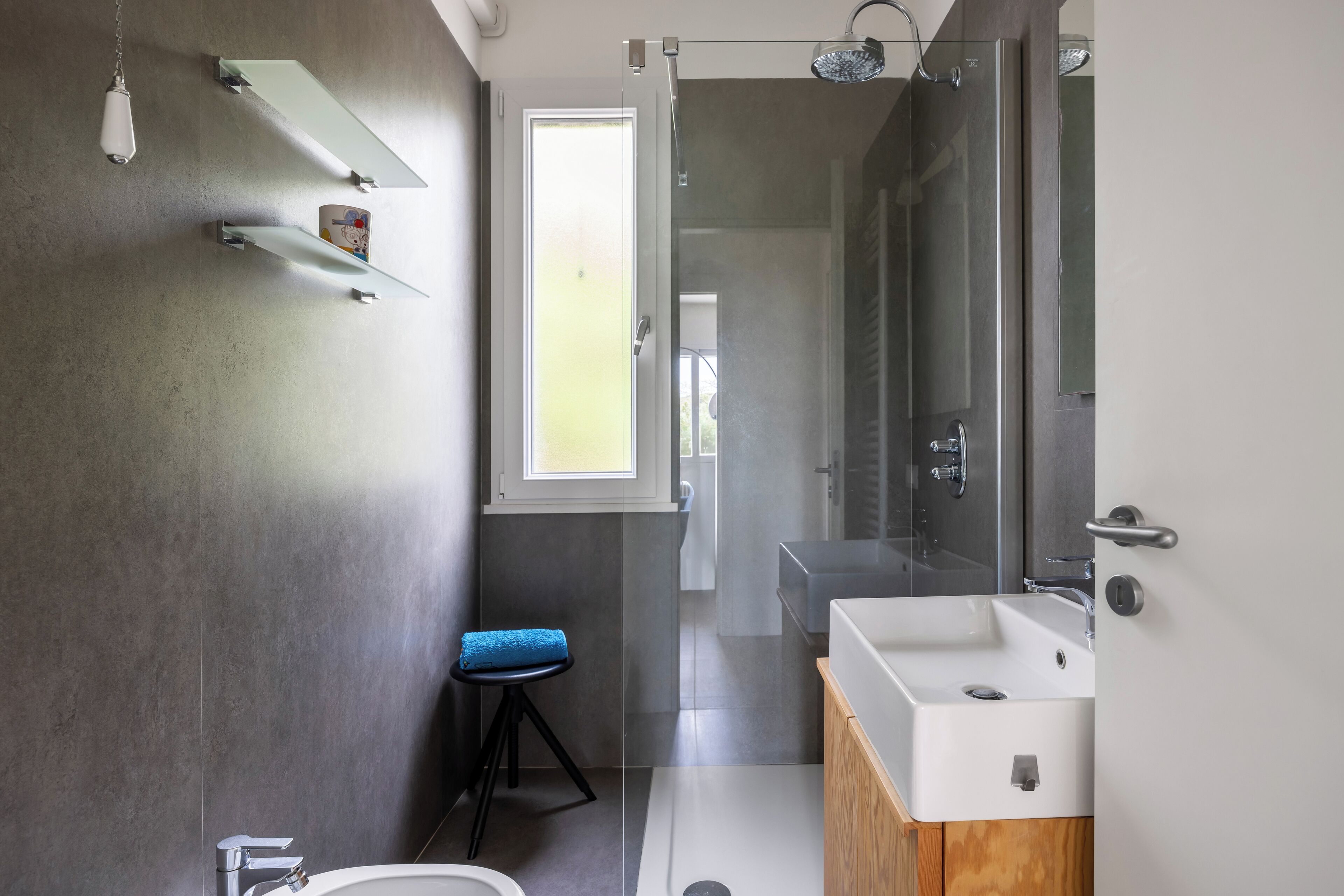 Villa, Garden View | Bathroom | Shower, hair dryer, bidet, towels