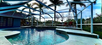 Equestrian Pool Home and Spa - Golf