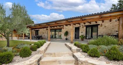LA GRONDA Holiday House