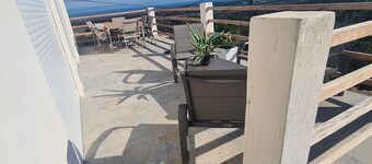 Rent mini villa between sea and mountains...