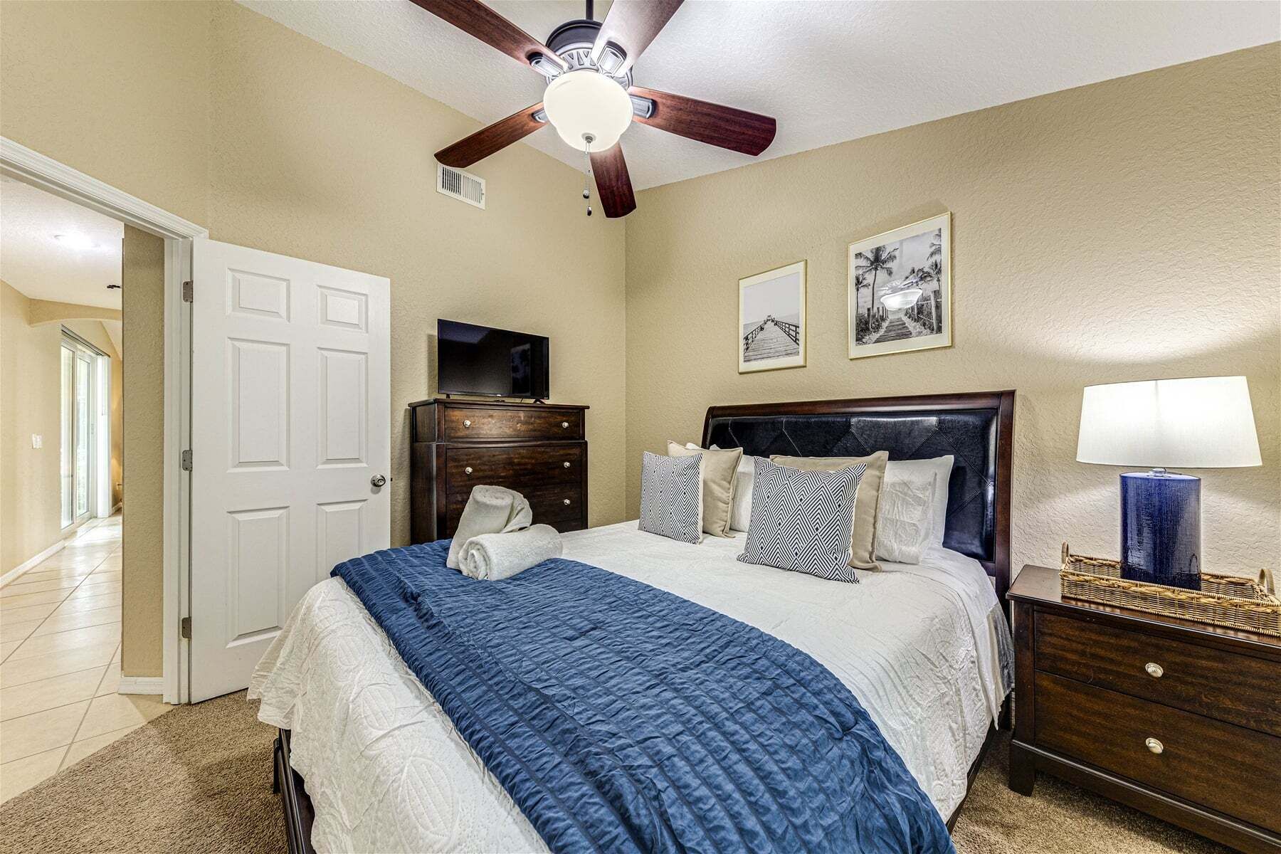 4 bedrooms, iron/ironing board, free WiFi, bed sheets