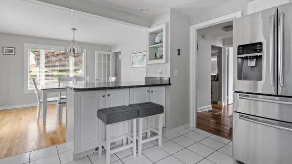 Fridge, microwave, oven, stovetop - Newport Beach House with Huge Yard (Middletown)