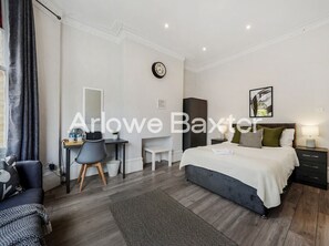 Desk, iron/ironing board, free WiFi