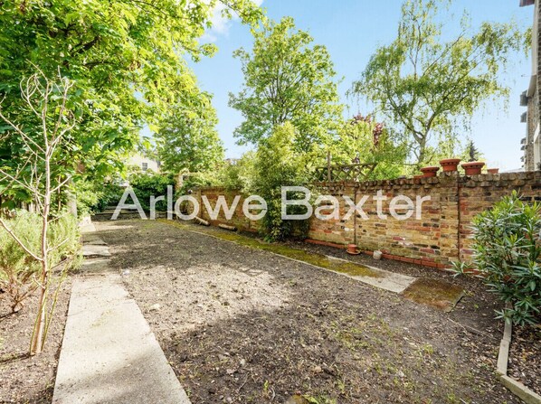 Property grounds - Hackney Guest Rooms | Spacious Double (RM1) (Greater London)