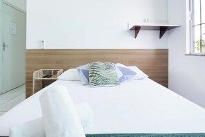Free WiFi, bed sheets - VELINN Pousada Entre Praias (Ubatuba)