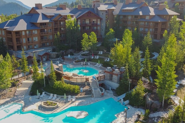 Opvarmet pool