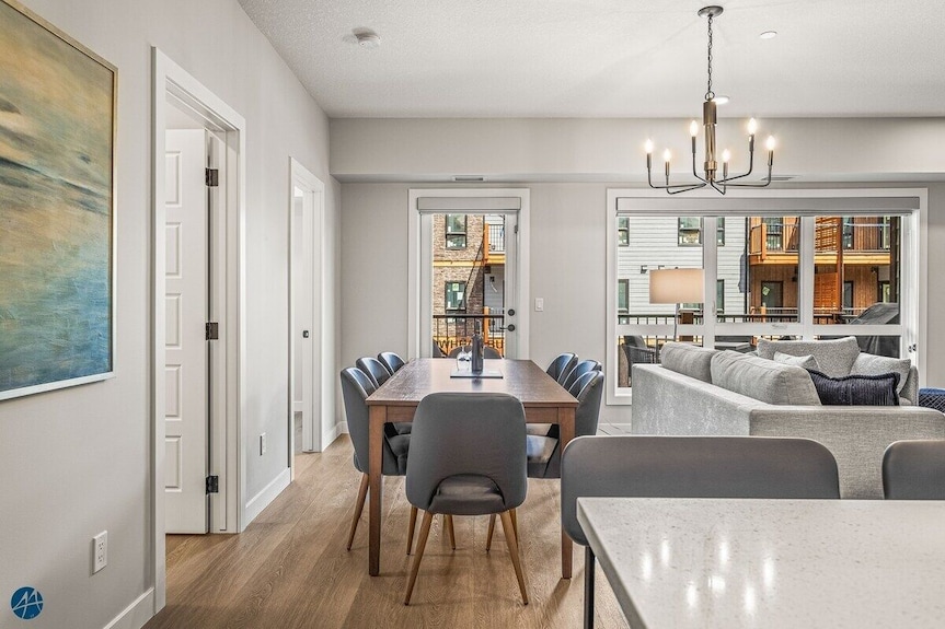 The Owl's Nest - 2bd/2bath Sleeps 8 - Canmore
