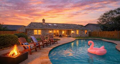 Stylish Villa-Near Stadiums, Large Pool,Pool Table