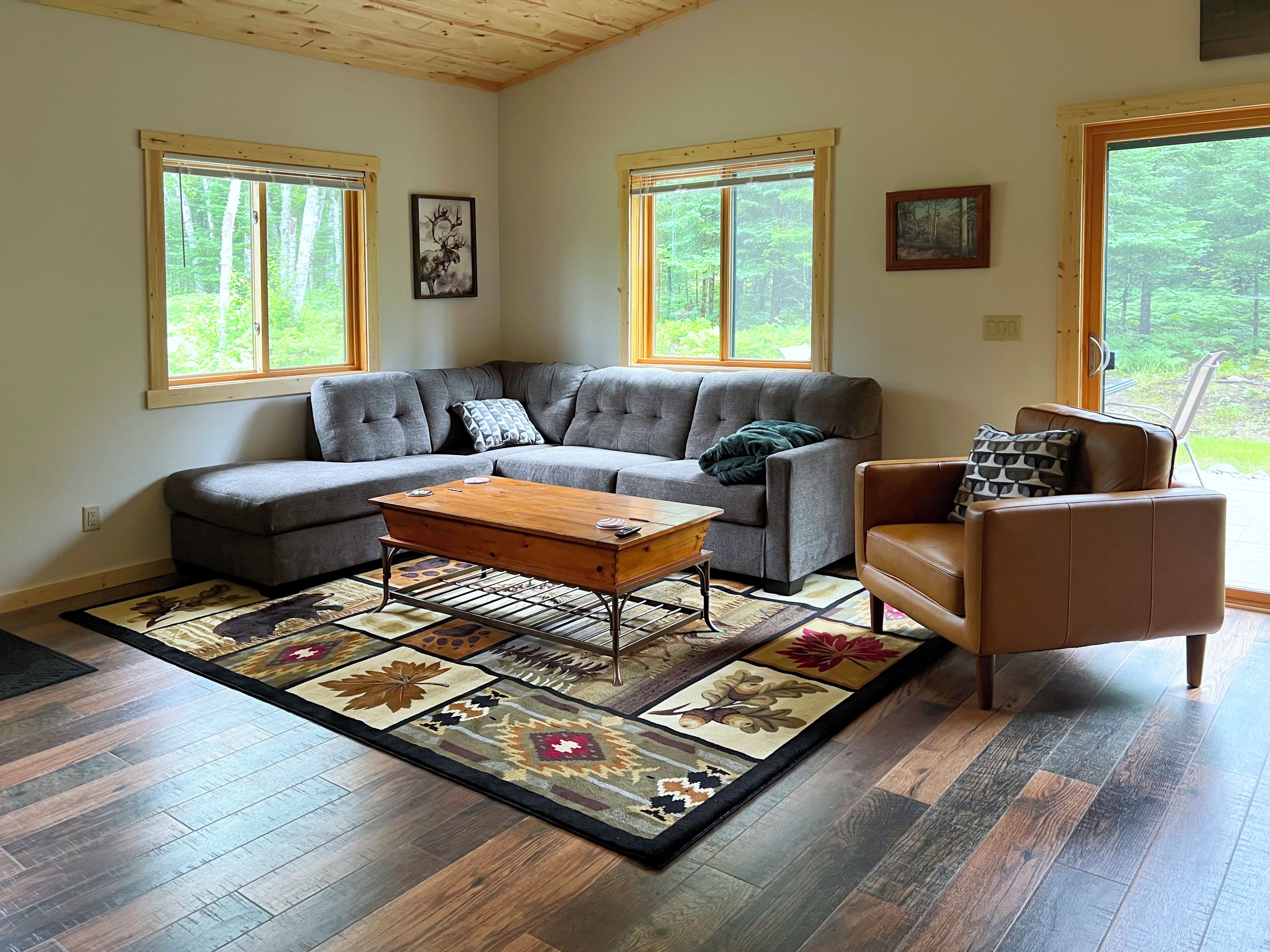 Perfectly Located in Hunting Lands, ATV and Snowmobile Trails. WiFI SMART TV