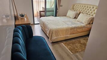 1 غرفة نوم ومكواة/لوح كي وواي فاي وملاءات أسرّة