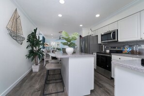 Fridge, microwave, dishwasher, coffee/tea maker