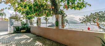 SDR Aptos de frente para Lagoa Conceição