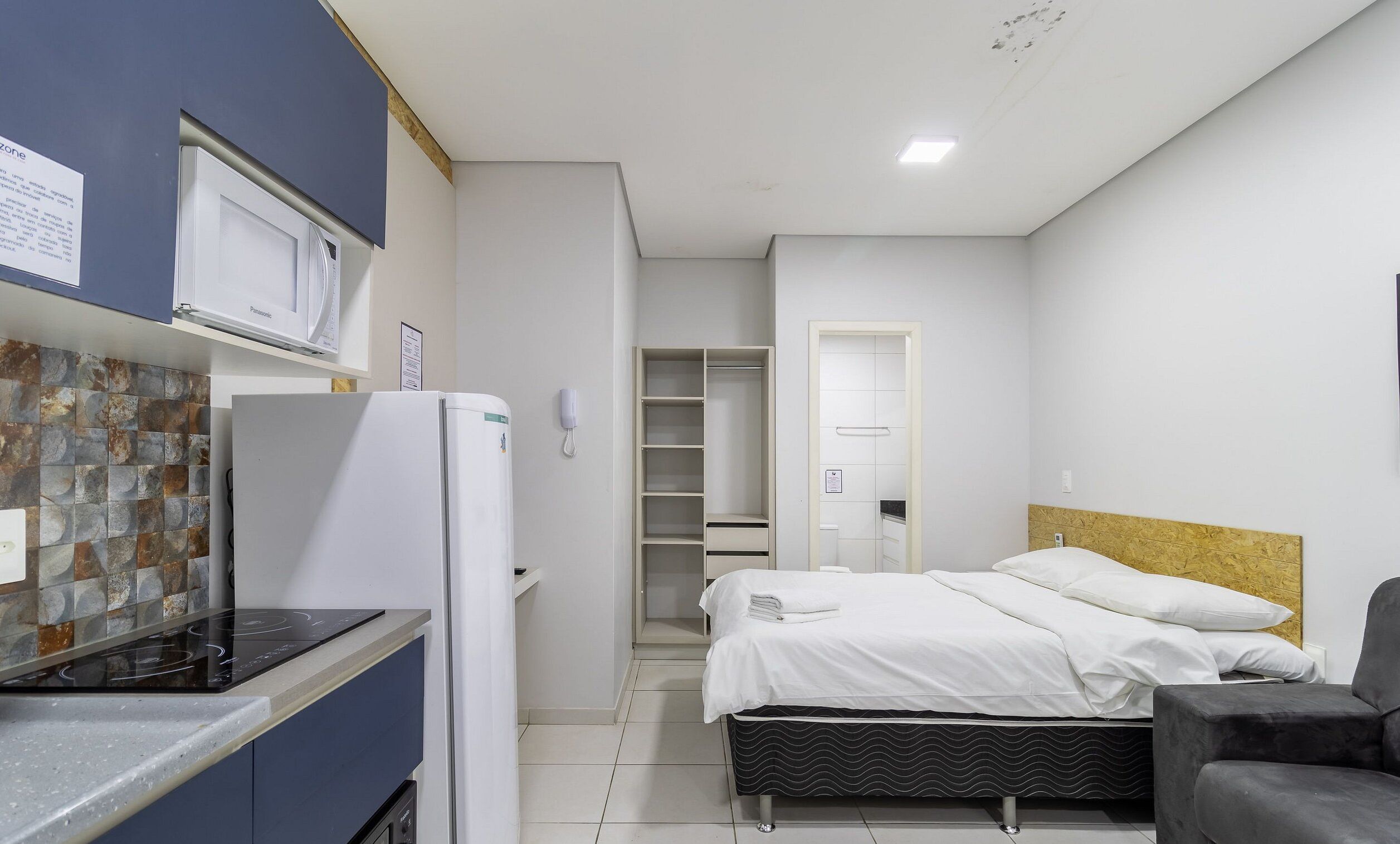 Basic Studio | Iron/ironing board, free WiFi