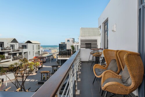 Beachfront Living at Eden on The Bay